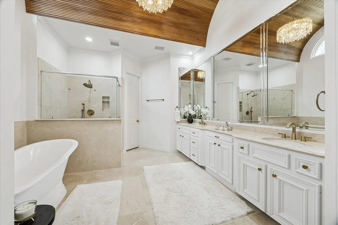 Photo of 24 Villa Bend Drive