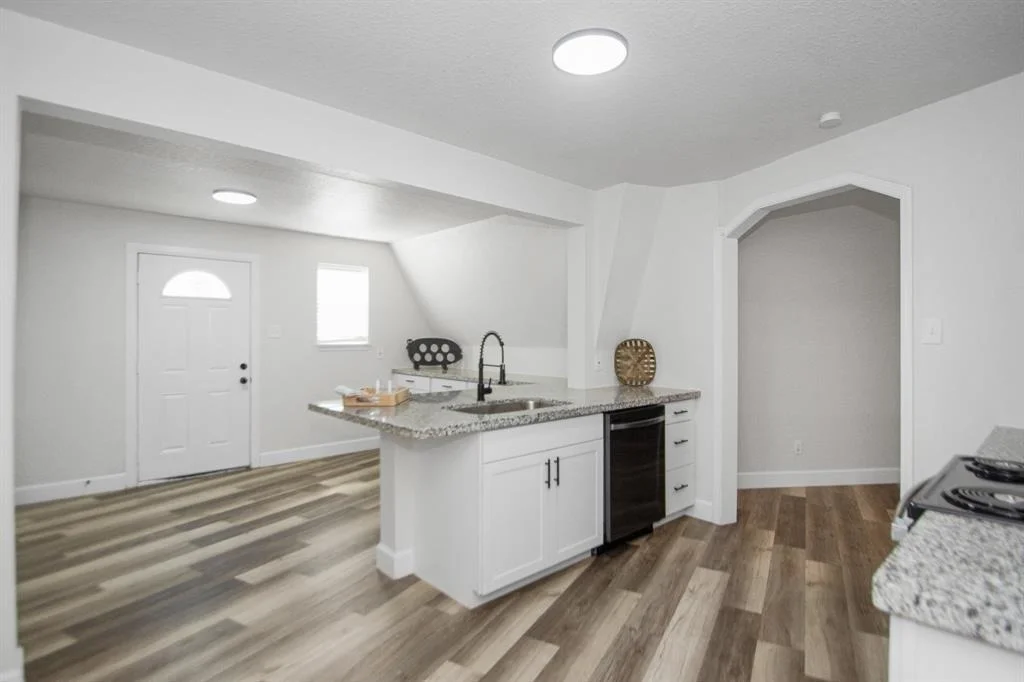 Photo of 907 Longhorn Trail