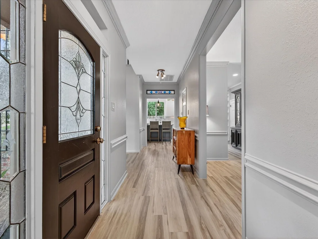 Photo of 6207 Sandypine Drive
