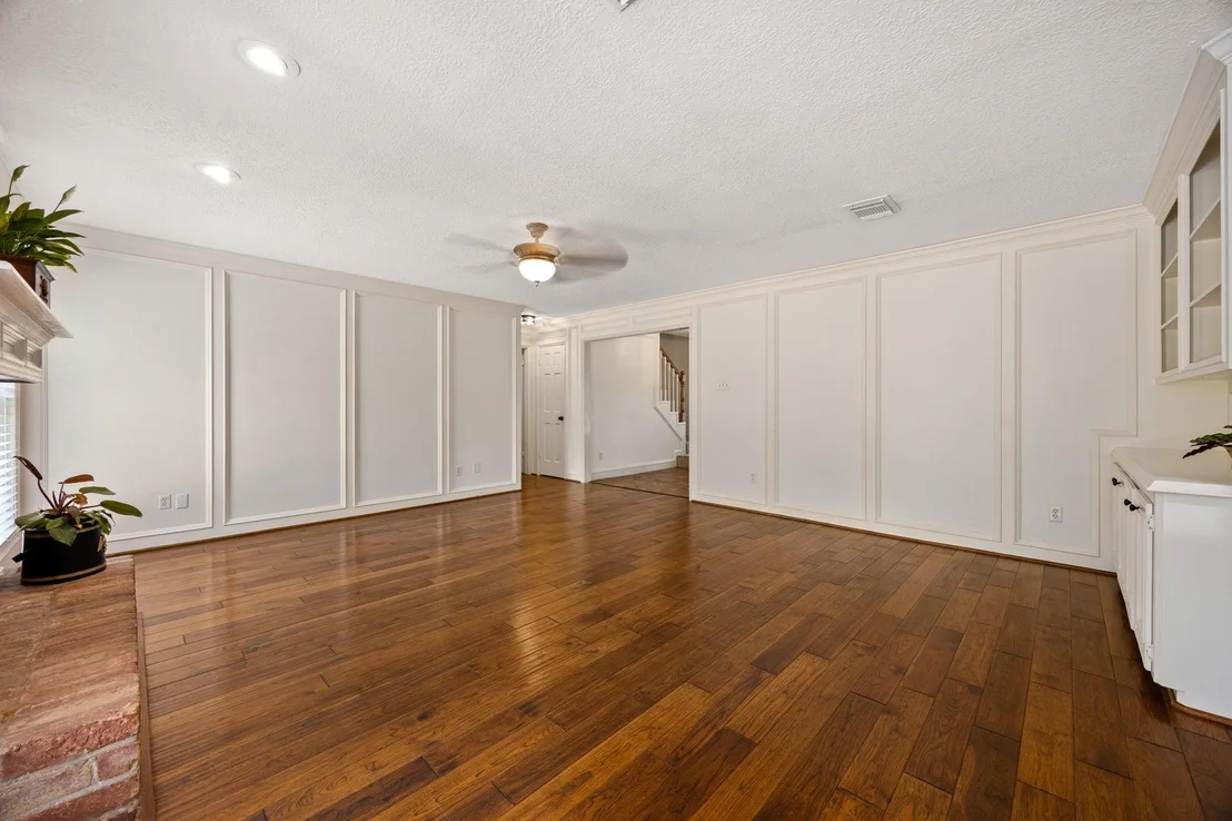 Photo of 12106 Oakcroft Drive