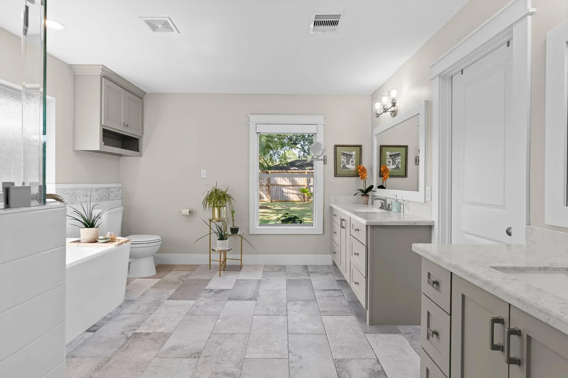 Photo of 8010 Mullins Drive