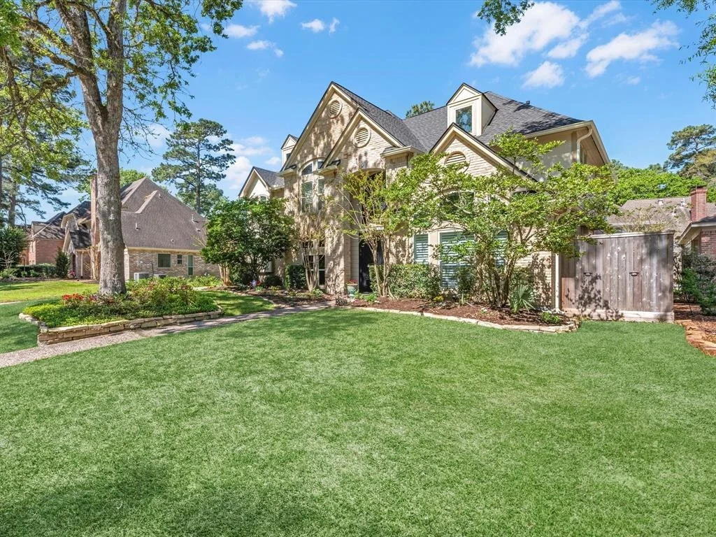 Photo of 5831 Mountain View Drive