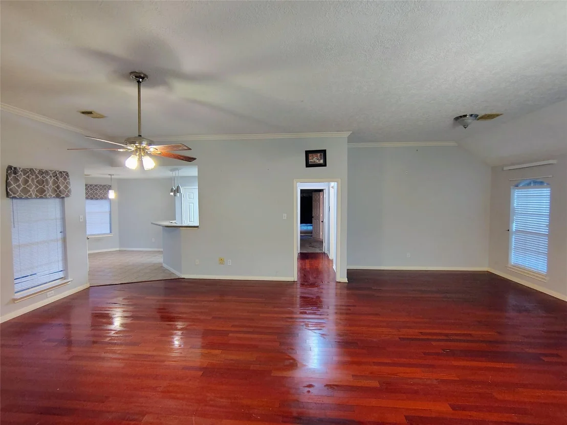 Photo of 3443 Shore Shadows Drive