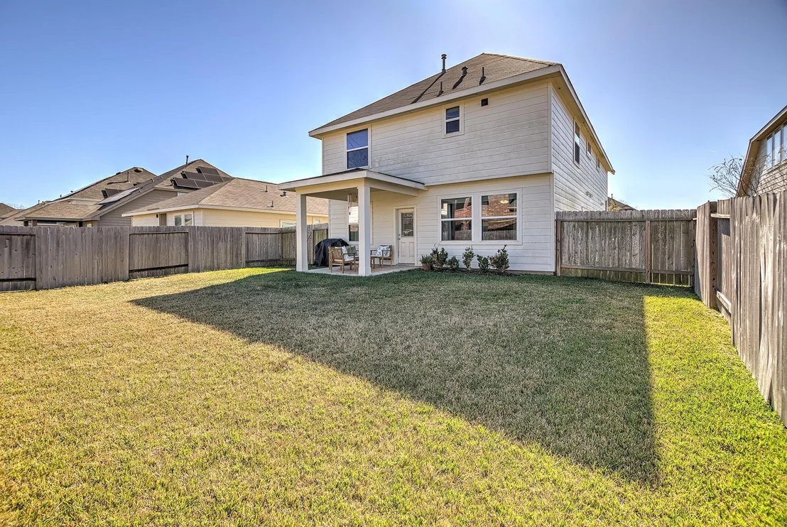 Photo of 6014 Prince Place Drive