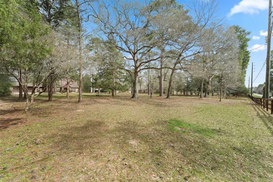 Photo of 31926 Dobbin Huffsmith Road