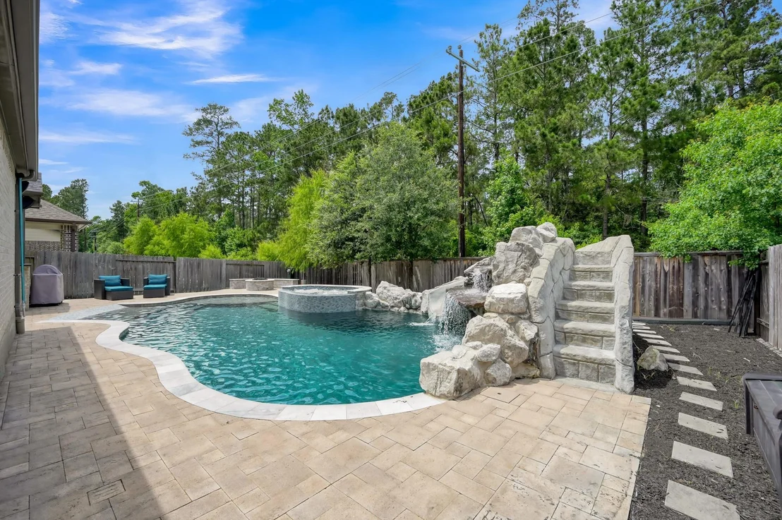 Photo of 275 Bronze View Drive