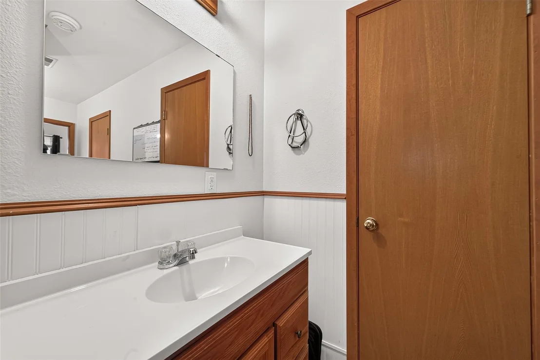 Photo of 1135 Buescher Road