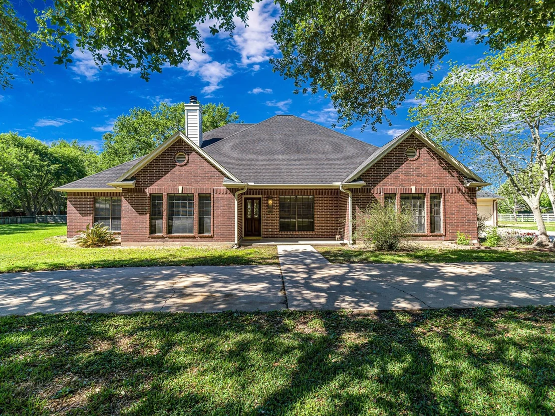 Photo of 3102 Willow Creek Lane