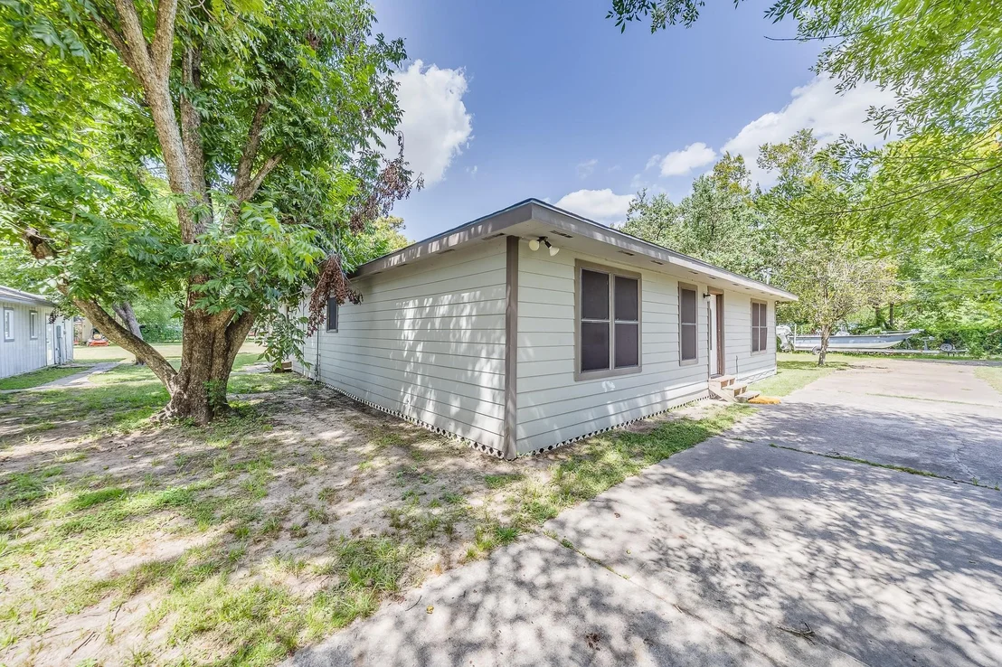 Photo of 1725 Strawn Road