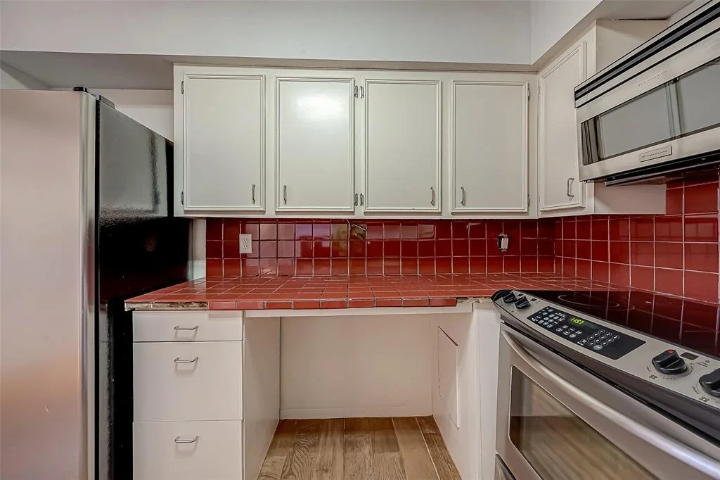 Photo of 2300 Driscoll