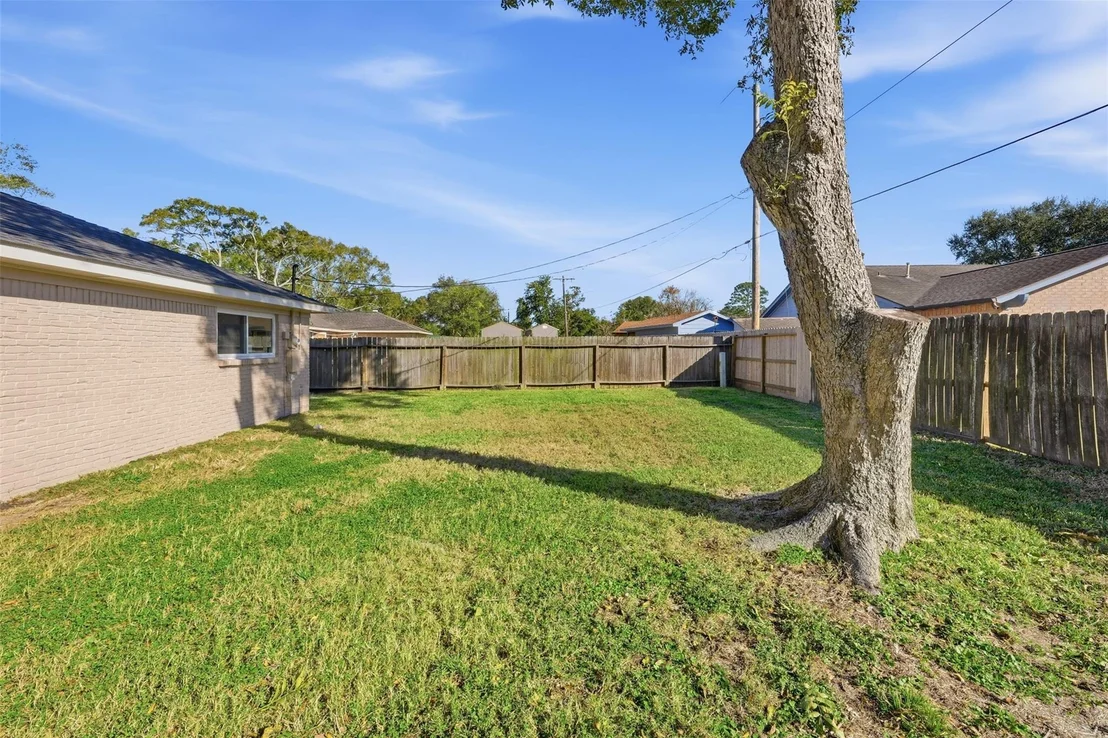 Photo of 5002 Cedar Creek Drive