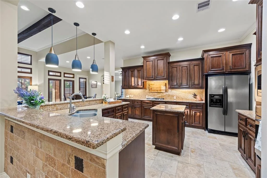 Photo of 26919 Wolfs Hill Lane
