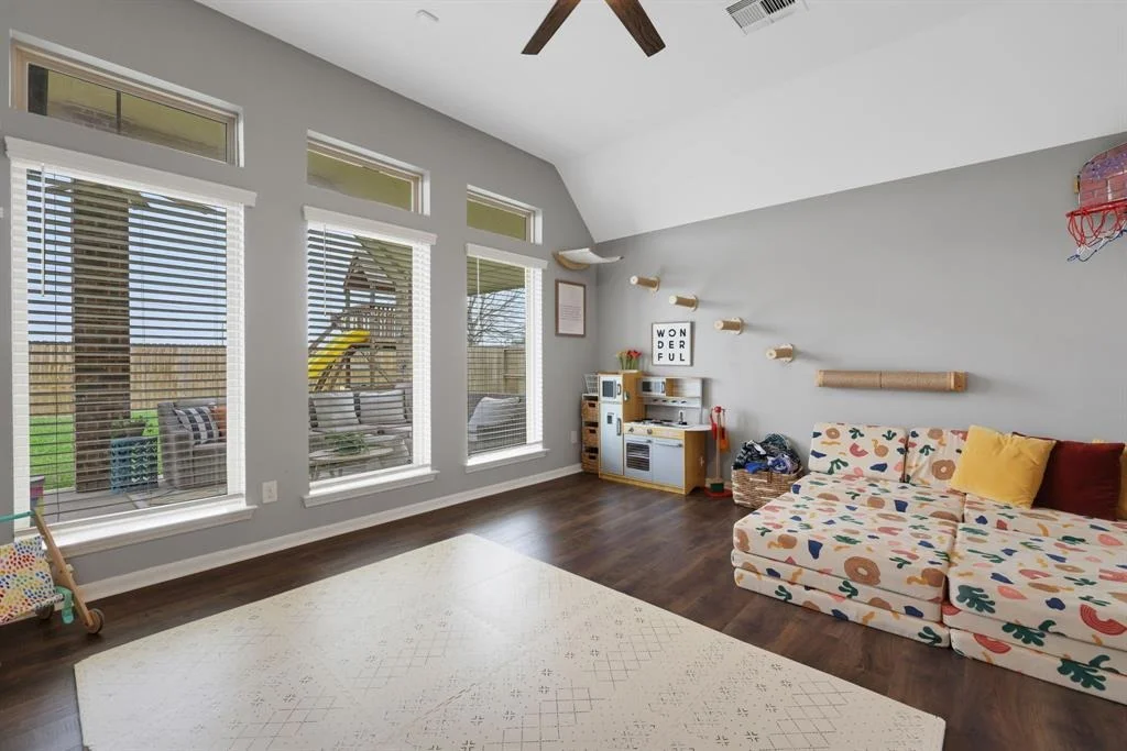 Photo of 7423 Shadow Terrace Lane