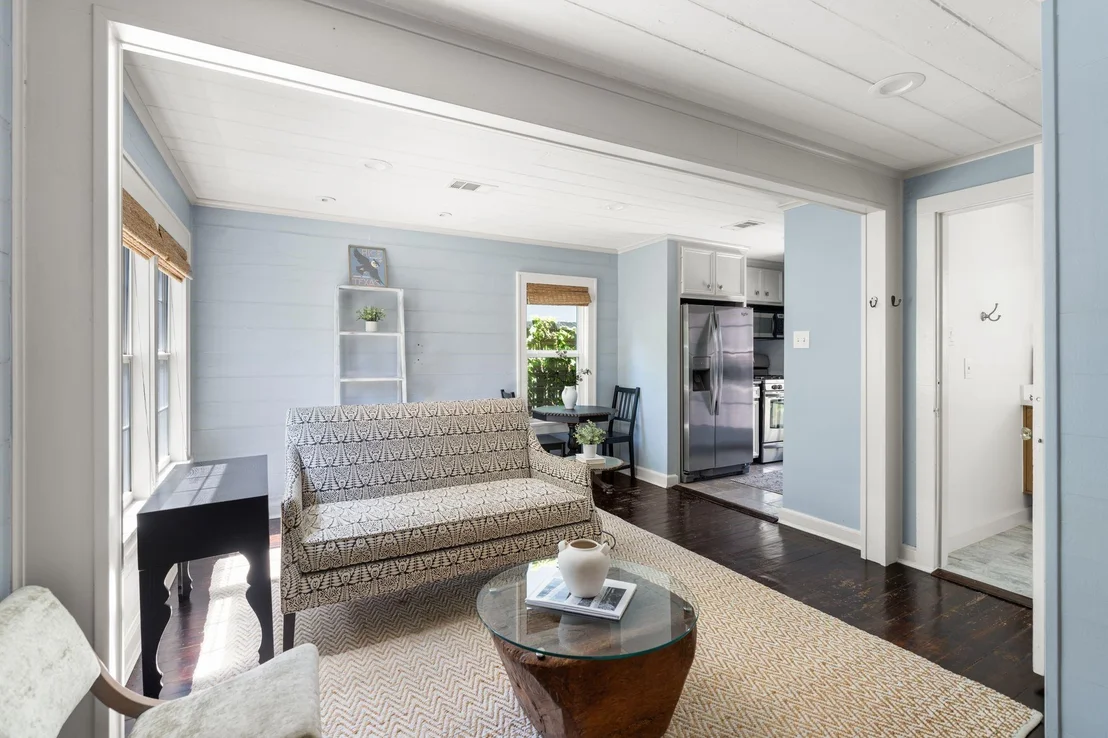 Photo of 2103 South Boulevard