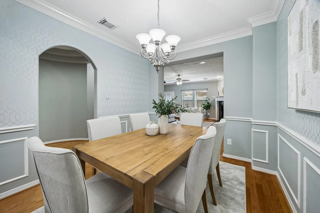 Photo of 1334 Ella Place