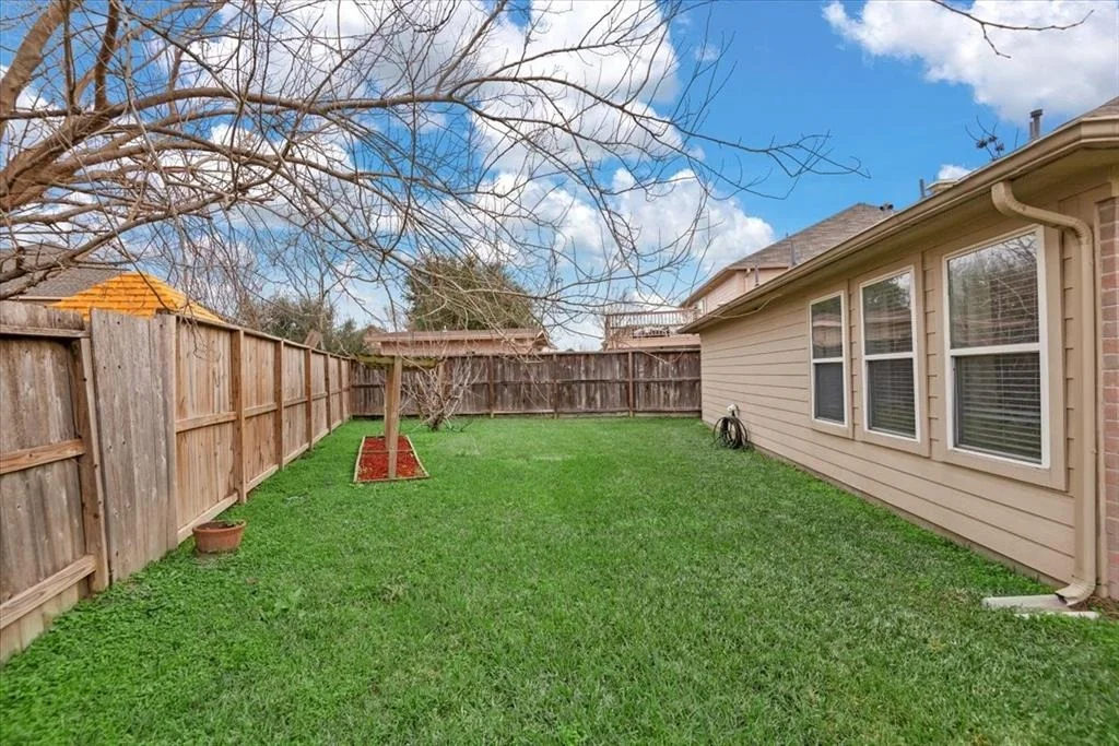 Photo of 14203 Old Dock Lane