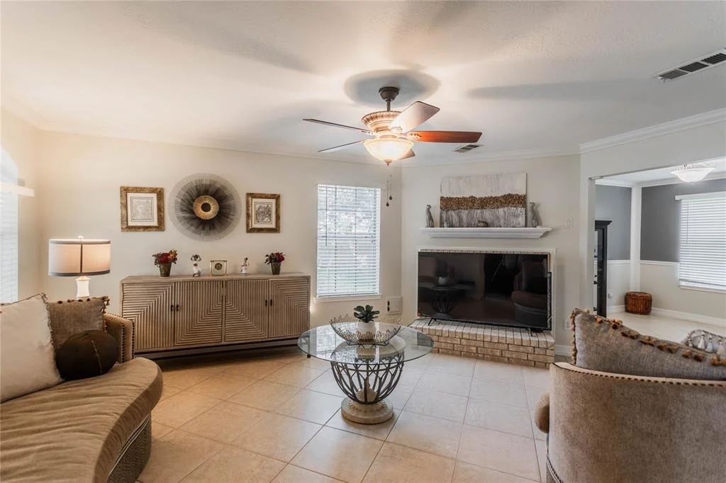 Photo of 6918 River Road