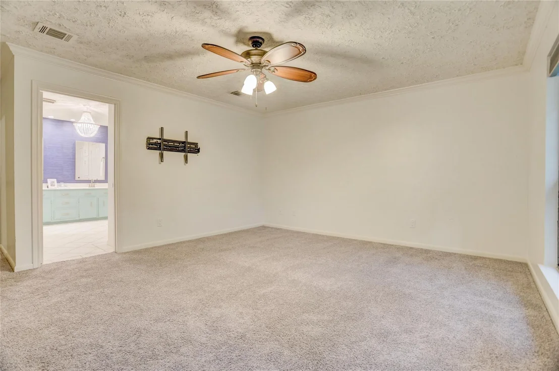 Photo of 602 Windsor Glen Drive