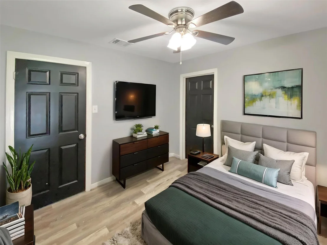 Photo of 506 Azalea Drive