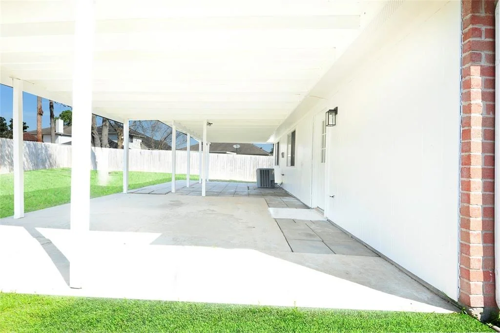 Photo of 4010 Eagle Bluff Court