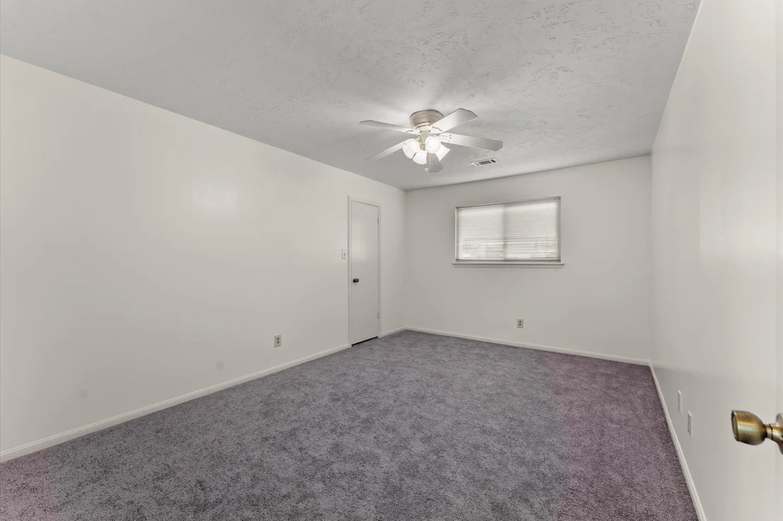 Photo of 7311 17th Green Drive