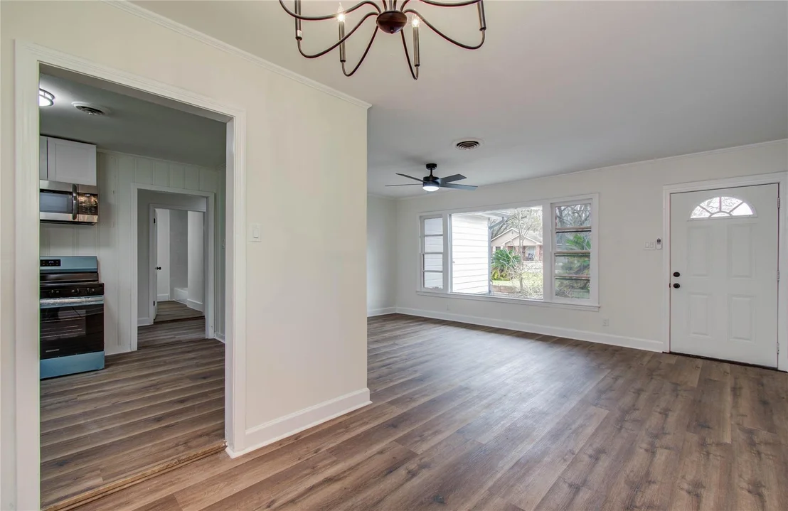 Photo of 2417 Pecan Street