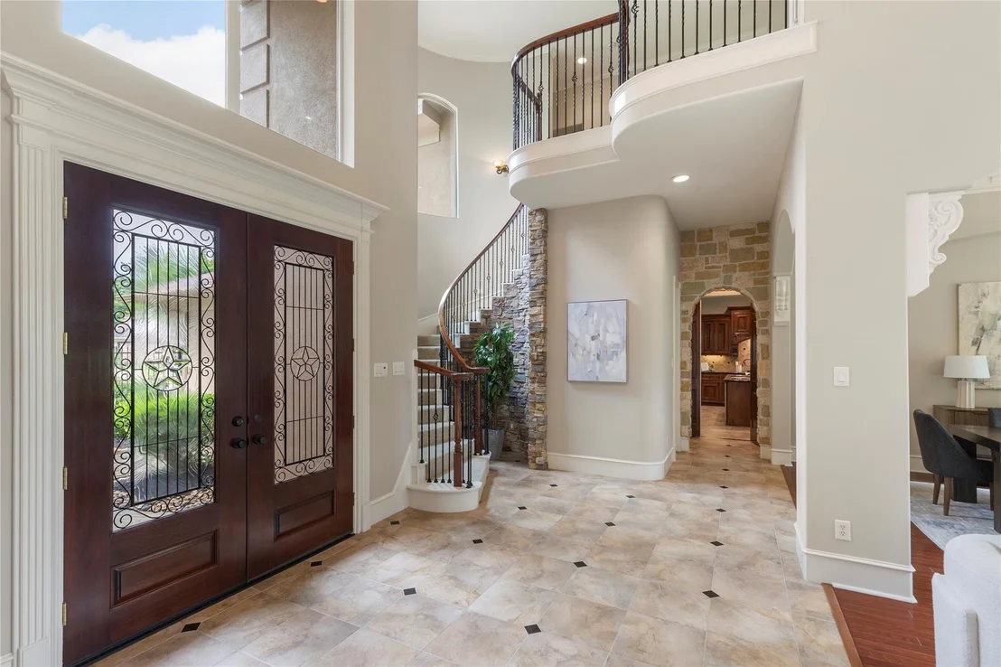 Photo of 6207 Windrose Hollow Lane