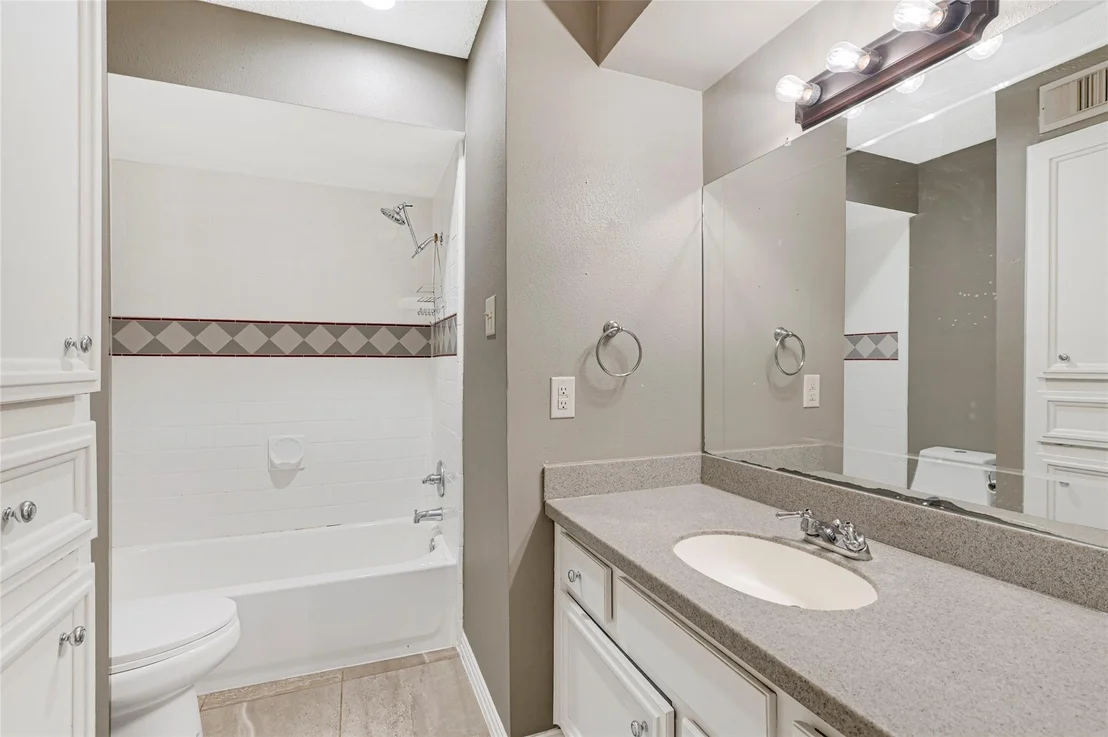 Photo of 2106 White Feather Trail