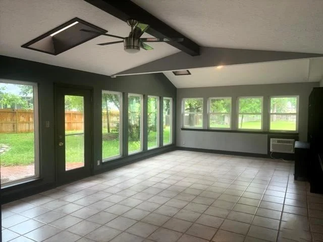 Photo of 14155 Lakepoint Drive