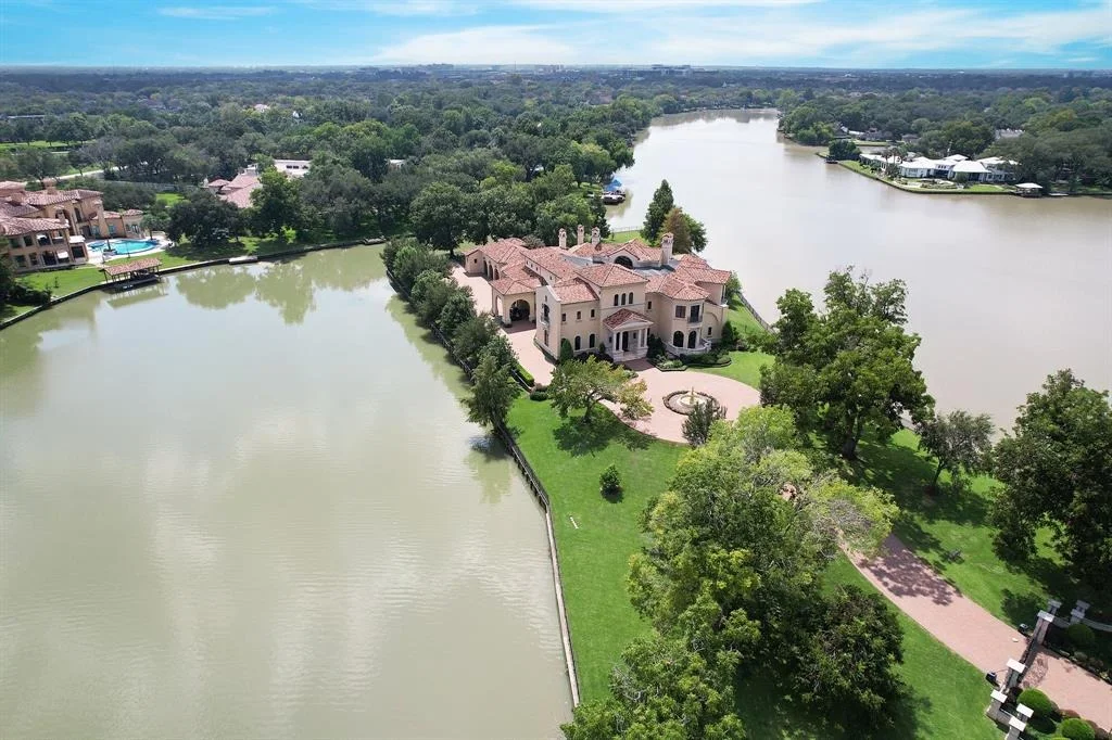 Photo of 11 Paradise Point Drive