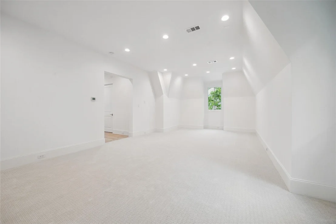 Photo of 7 Wentworth Gate Path