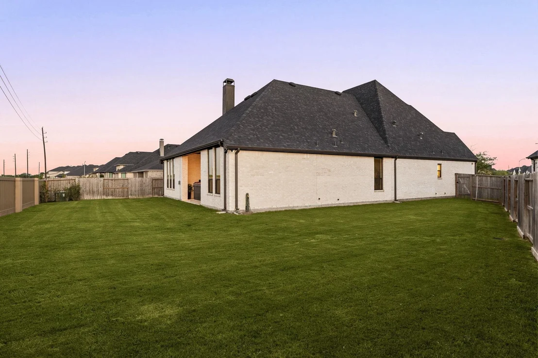 Photo of 31322 Crescent Hill Drive