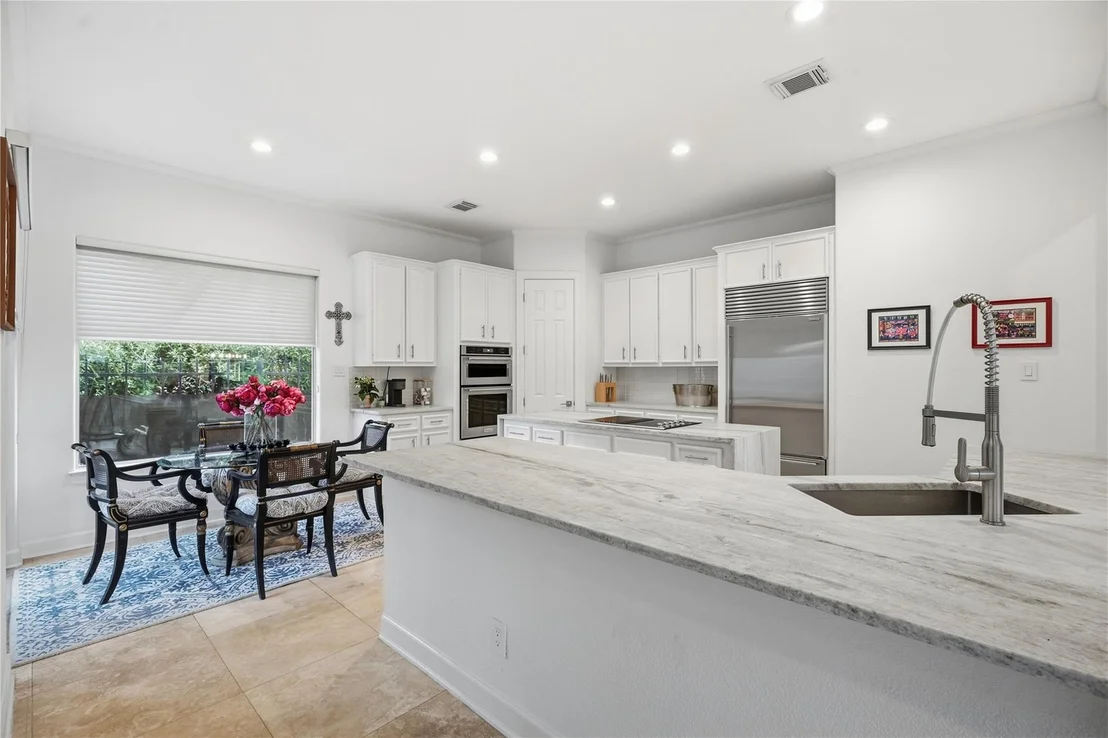 Photo of 320 Harborside Circle