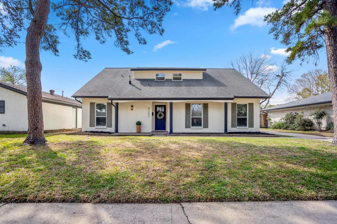 Photo of 8207 Langdon Lane