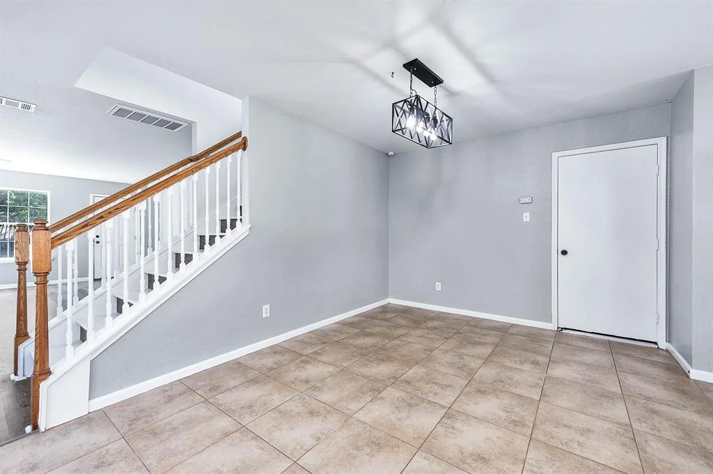 Photo of 11411 Log Cabin Lane