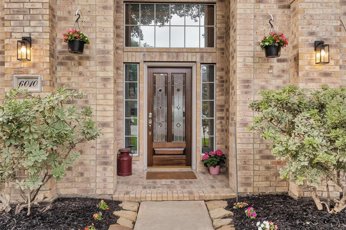 Photo of 6010 Charrington Drive