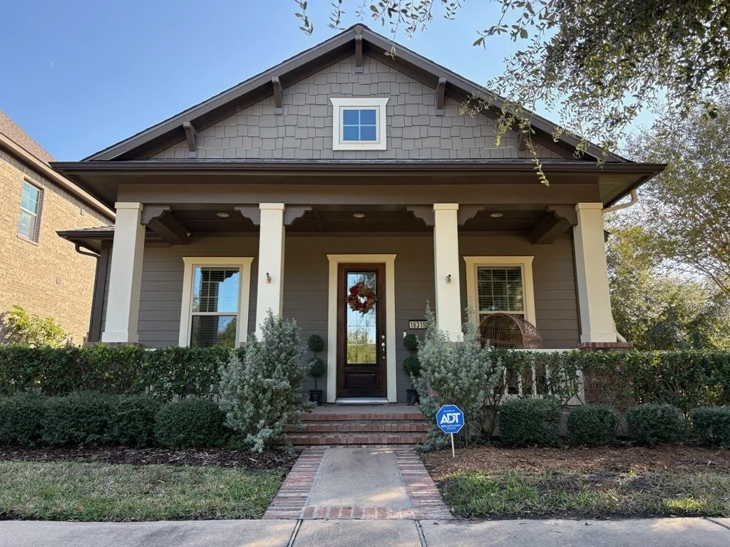 Photo of 18319 Holts Landing Drive