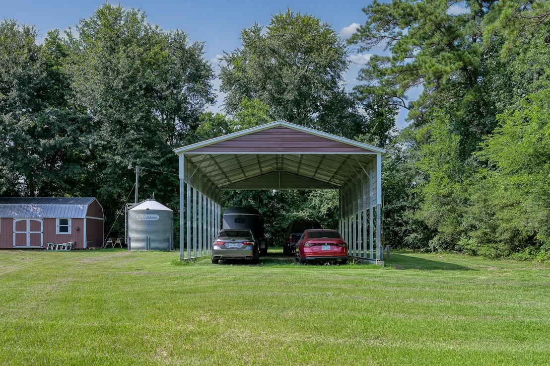 Photo of 17055 Rogers Road