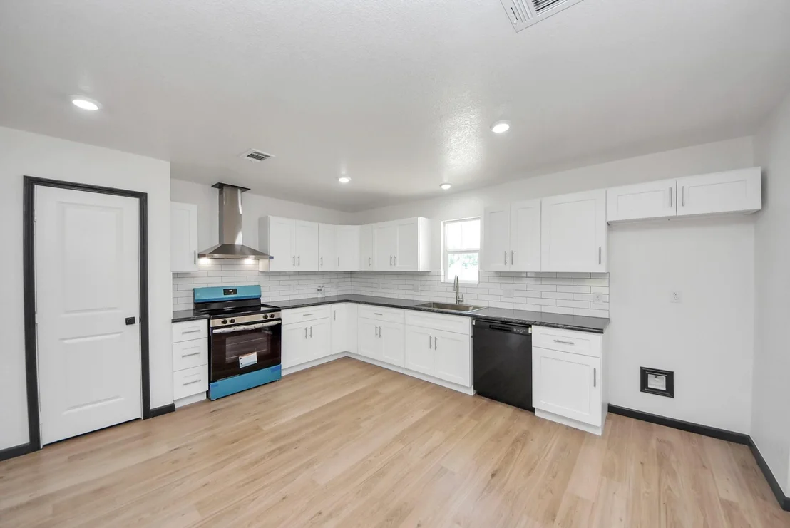 Photo of 2896 Road 5018