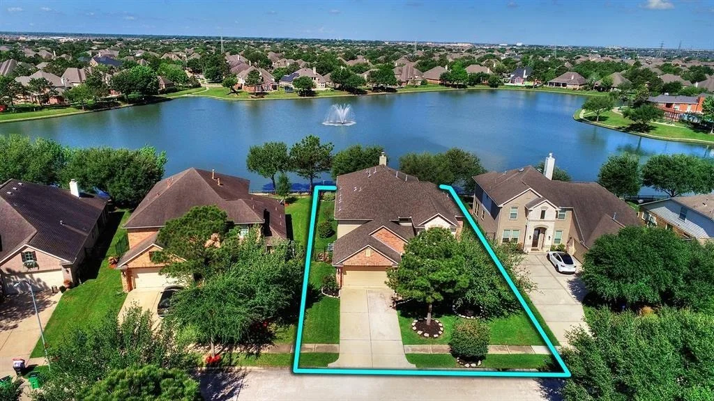 Photo of 25311 Hamden Valley Drive