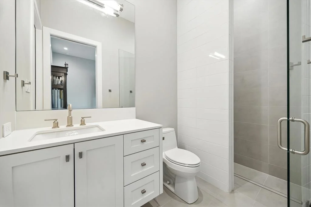Photo of 2535 White Oak Drive