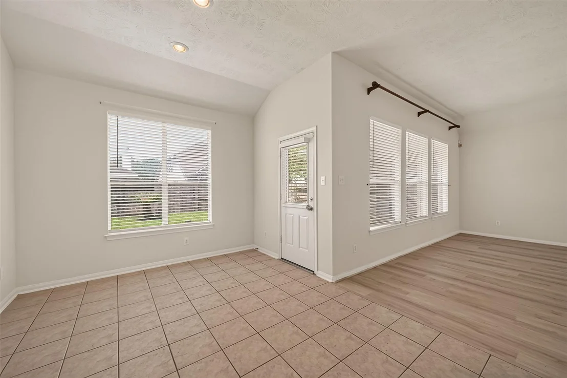 Photo of 14207 Rolling Hills Lane