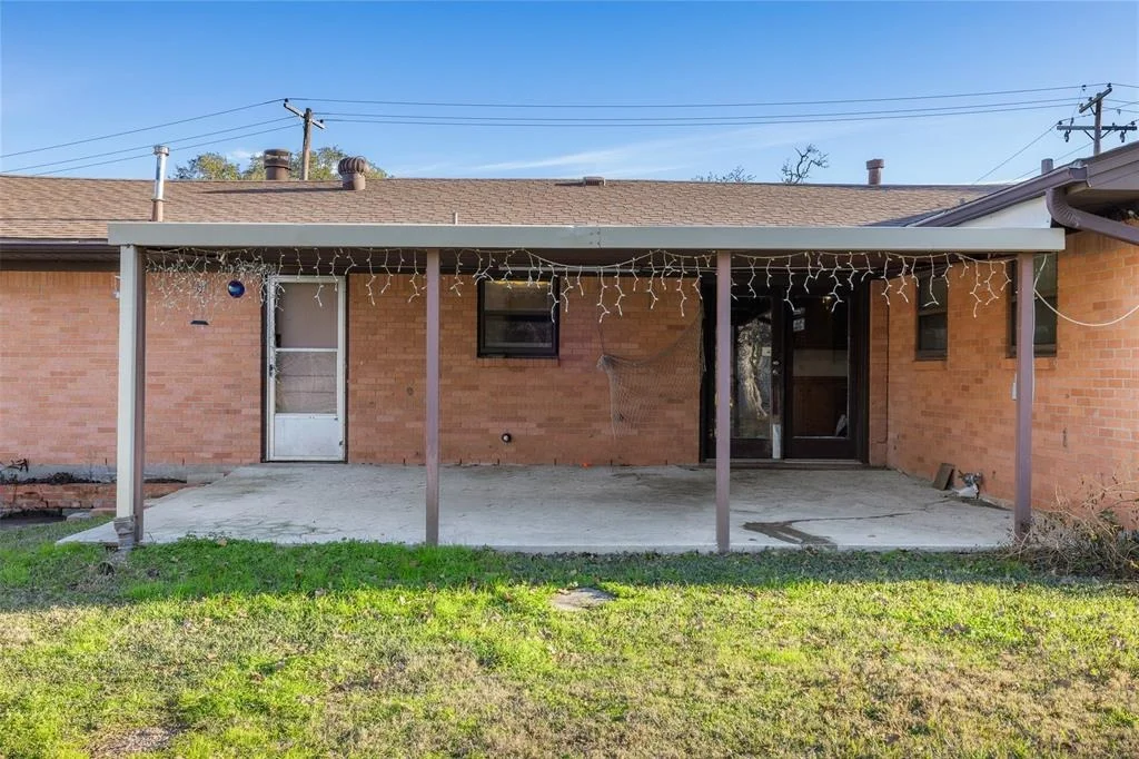 Photo of 902 Mitchell Street