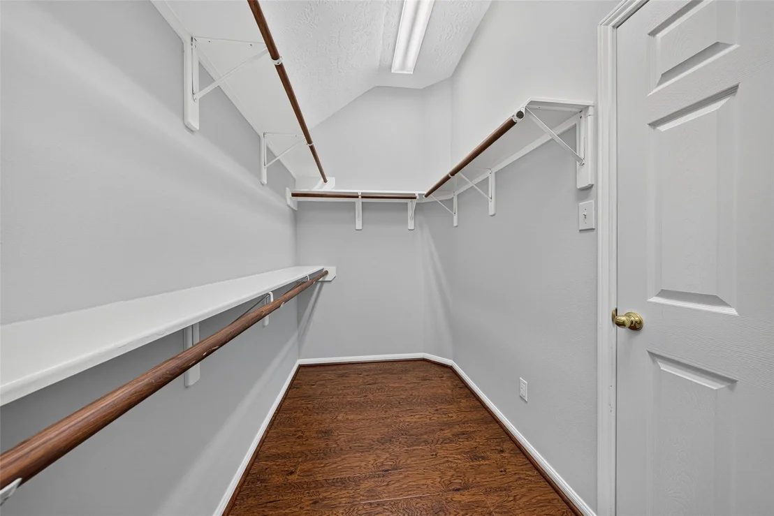 Photo of 3926 Shadow Cove Drive