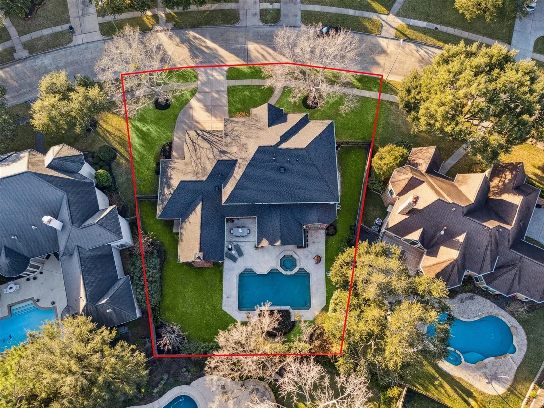 Photo of 2811 Autumn Lake Drive