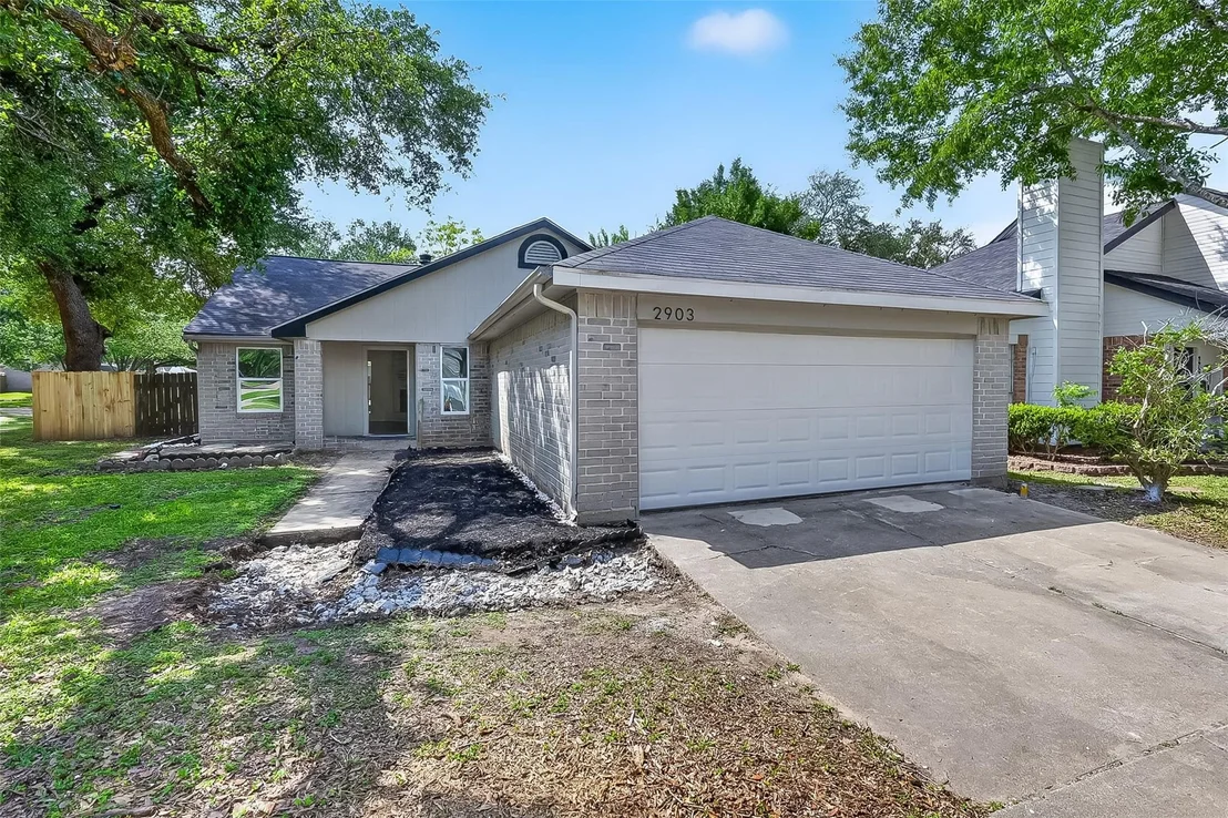 Photo of 2903 Silent Drive