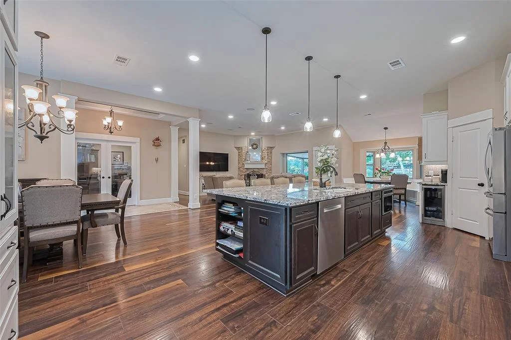 Photo of 722 River Plantation Drive