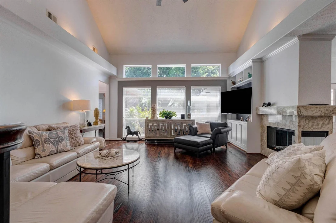 Photo of 1519 Darnley Lane