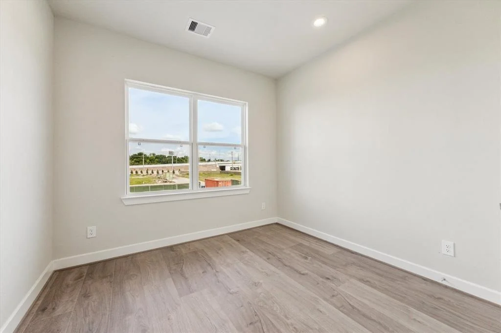 Photo of 3906 Willowbend Point Drive