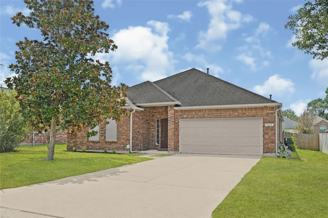 Photo of 952 Crannog Way